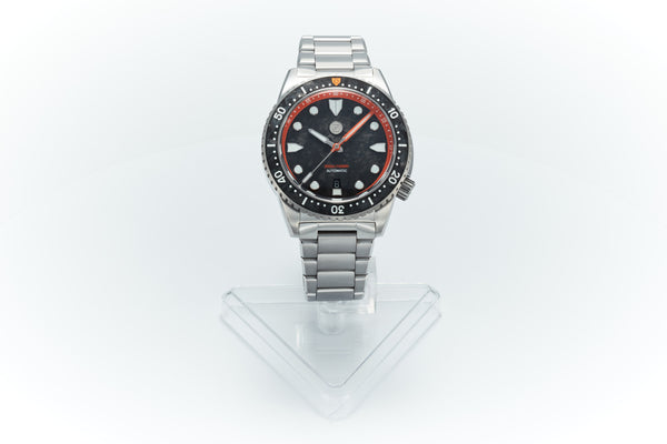 Great White 43mm Ti 'Carbon' Launch Special