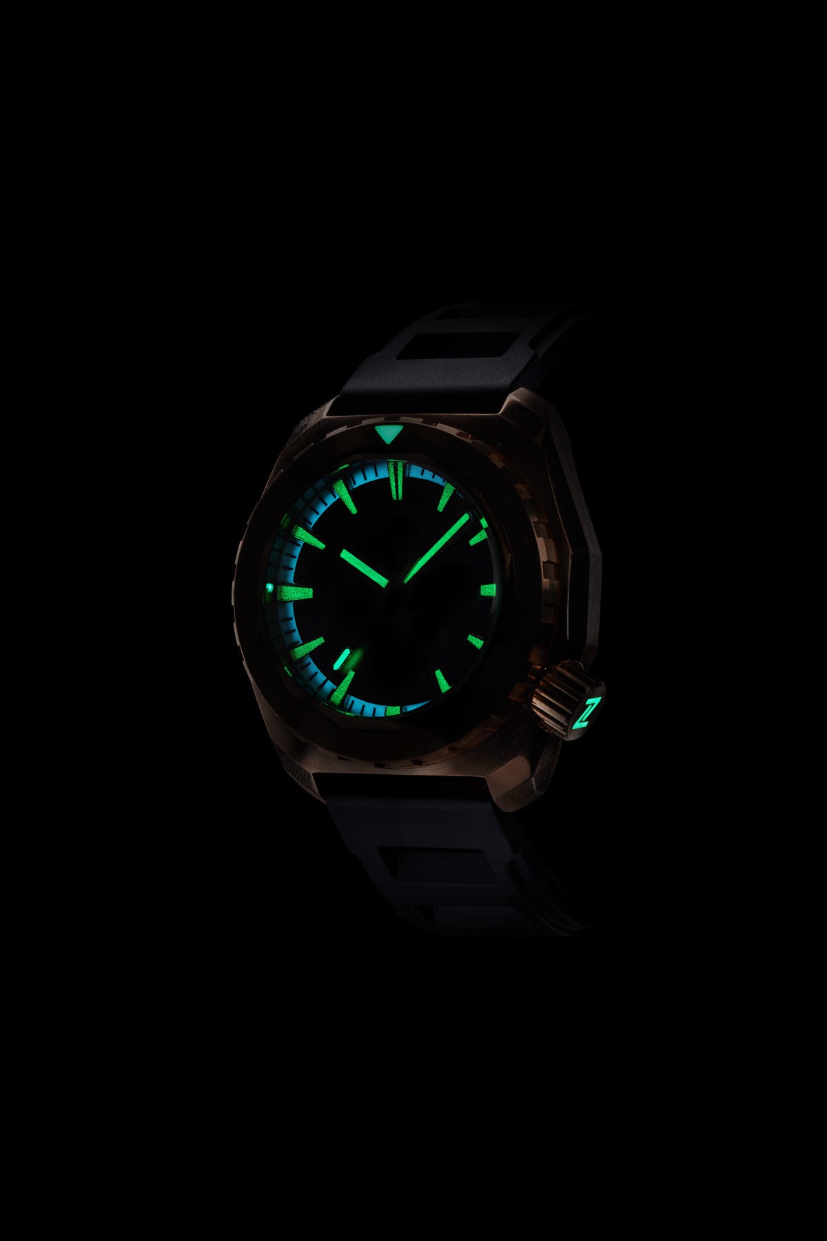 Hammerhead 1000m Diver – Zelos Watches