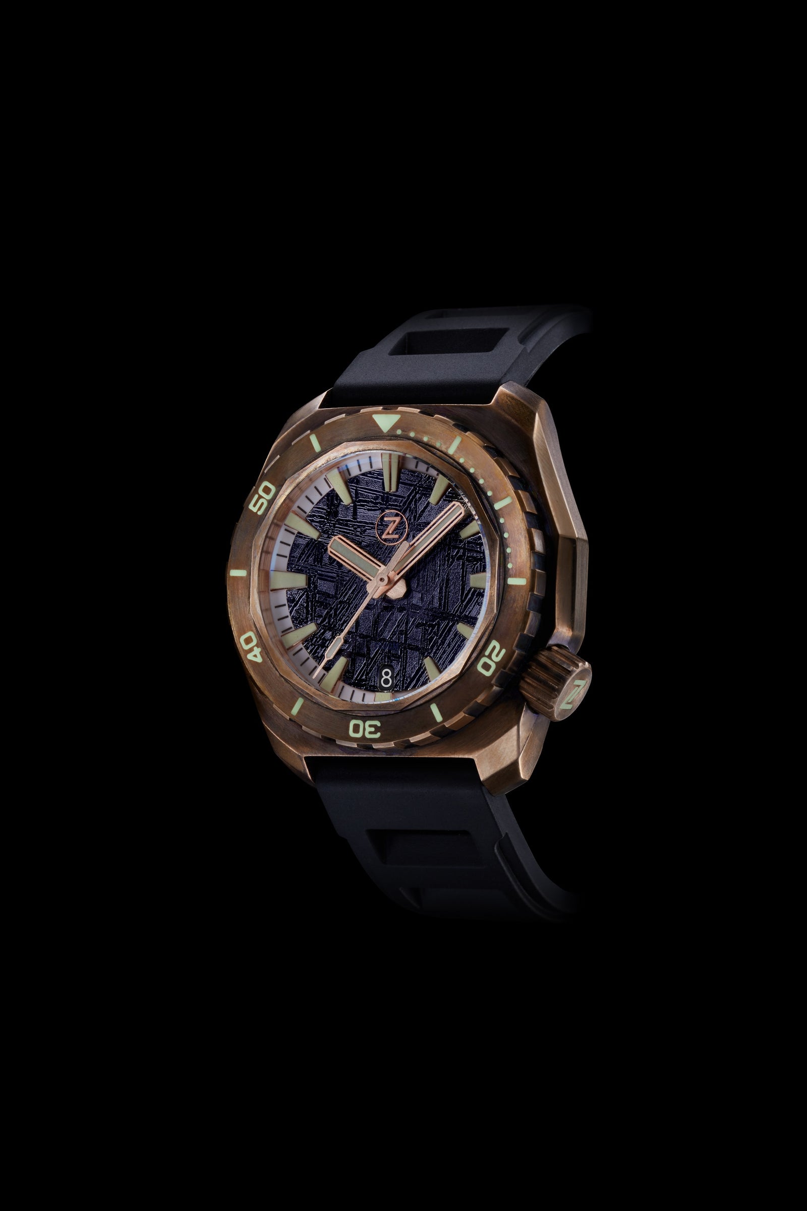 Hammerhead 1000m Diver – Zelos Watches