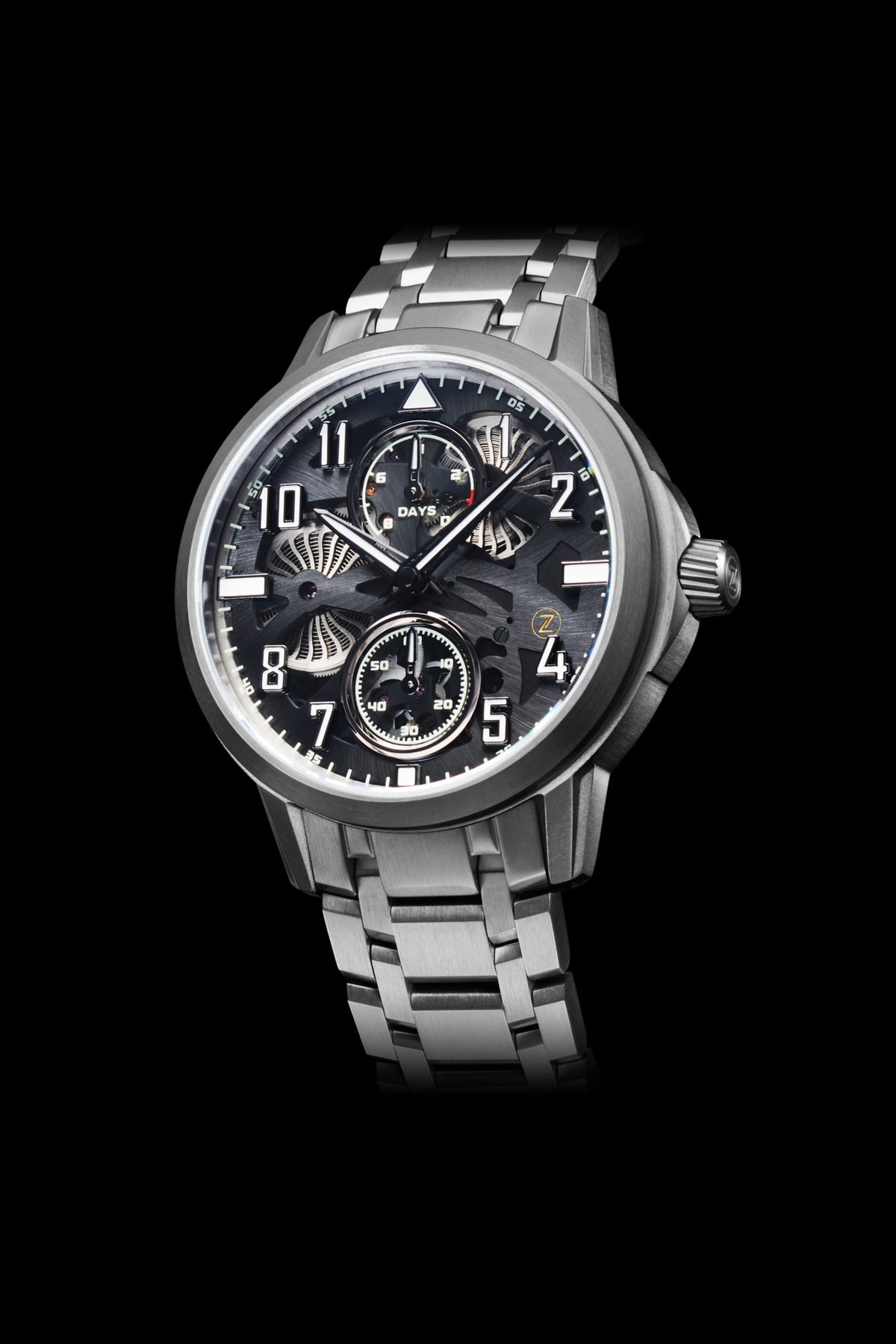 Titanium_Anthracite_onbracelet