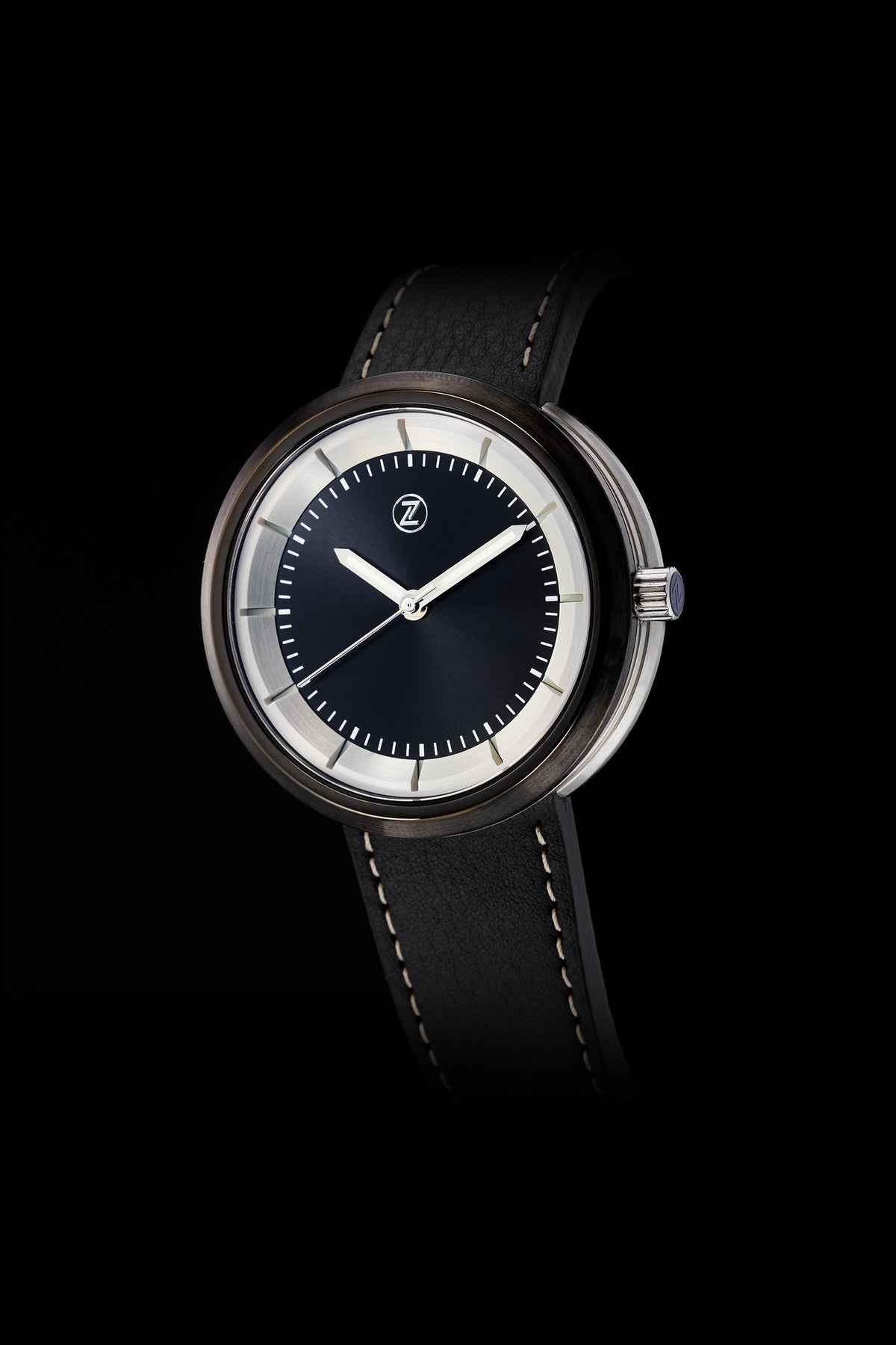 blackwhite-new-crown-push-